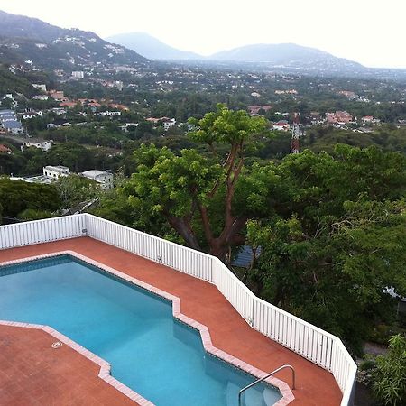 Hill Top Kingston Jamaica Bagian luar foto